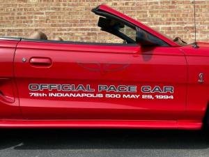 Ford Mustang SVT Cobra Convertible Indy 500 Pace Car 1994 года 